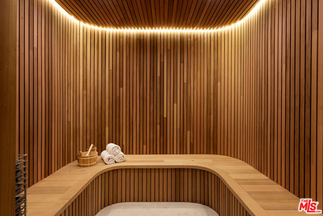 Drew Fenton | 16401 Mulholland Drive Los Angeles CA | MLS: 7706113