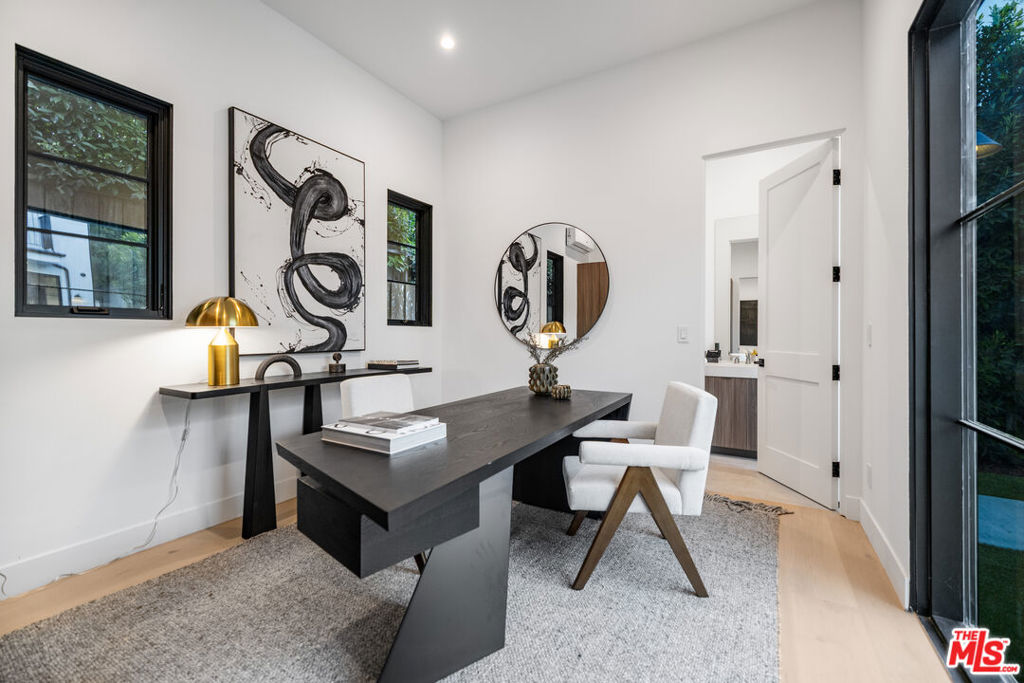 MLS #25619907 image #24