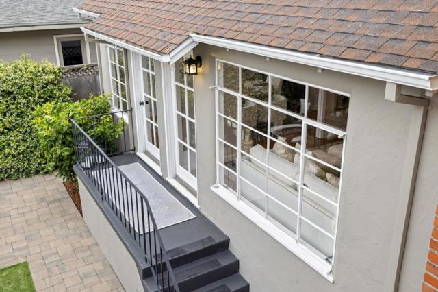 29 Baytree Way, San Mateo CA: https://media.crmls.org/mediaz/13ff167e-7e93-4432-a8c3-0854cc8ca78c.jpg