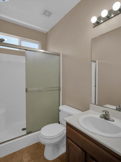 1413 Angus St, Patterson CA: https://media.crmls.org/mediaz/13ffbf13-e449-4e1e-ba1c-3e1454bc1e4e.jpg