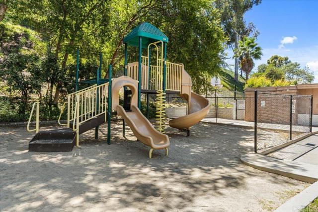 Detail Gallery Image 26 of 31 For 6670 Bell Bluff Ave, San Diego,  CA 92119 - 2 Beds | 1 Baths