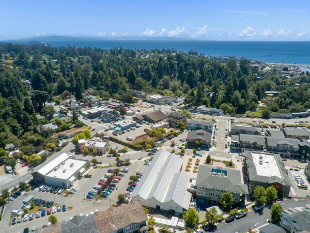 105 Vista Mar Court, Aptos CA: https://media.crmls.org/mediaz/1400b8c7-e901-40b0-b855-6b2f593bc1f8.jpg