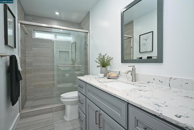 3279 Mt Diablo Ct, Lafayette CA: https://media.crmls.org/mediaz/140117e3-125d-4d11-97d5-5ba425d93753.jpg