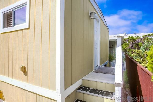 314 Channel Ln, Oceanside, California 92054, 2 Bedrooms Bedrooms, ,2 BathroomsBathrooms,Residential,For Sale,Channel Ln,240023035SD