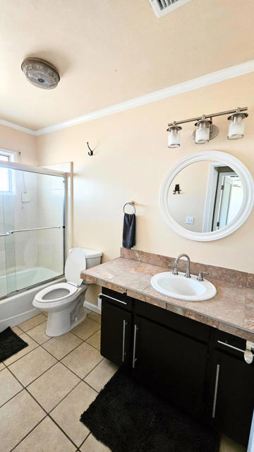 8199 Palomar Avenue, Yucca Valley CA: https://media.crmls.org/mediaz/140264bd-7071-47e1-8d9f-aa7b1896c6a9.jpg