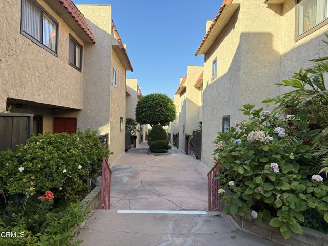 Detail Gallery Image 28 of 30 For 108 N Chapel Ave #5,  Alhambra,  CA 91801 - 3 Beds | 2/1 Baths