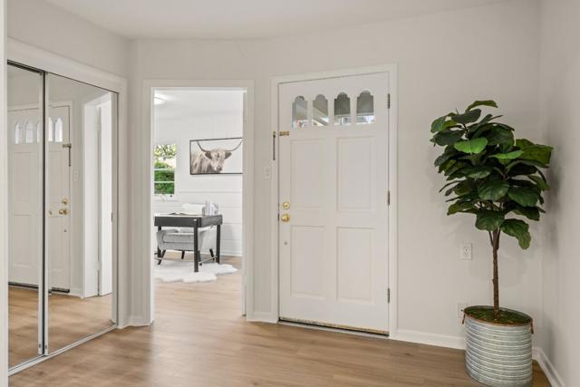 332 Camino Al Lago, Menlo Park CA: https://media.crmls.org/mediaz/1405cb67-f286-4bee-a1a0-a94bb622256a.jpg