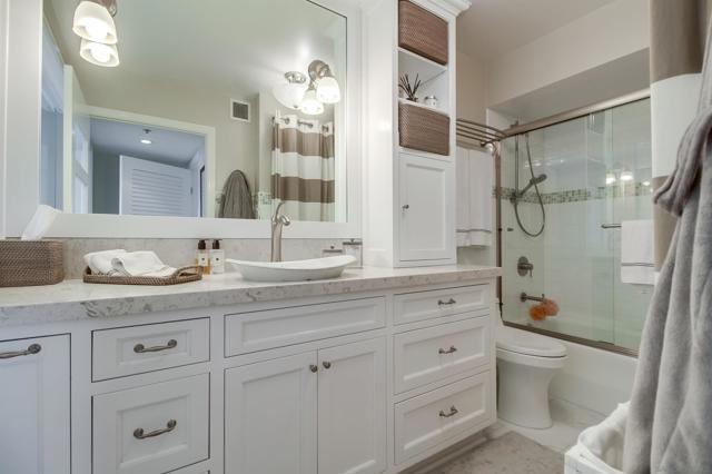 1750 Avenida Del Mundo, Coronado CA: https://media.crmls.org/mediaz/1406cef4-1ab7-4393-a0c3-7f02626b9df3.jpg