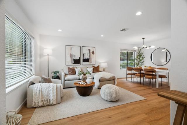 4922 Pony Pass Circle, San Jose CA: https://media.crmls.org/mediaz/1406fddd-9201-4afb-b28f-fe567a417f76.jpg