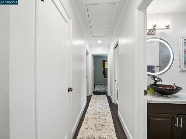 1836 Newell Ave, Walnut Creek CA: https://media.crmls.org/mediaz/1408c511-3c34-4c10-9028-57ff1c0dd274.jpg