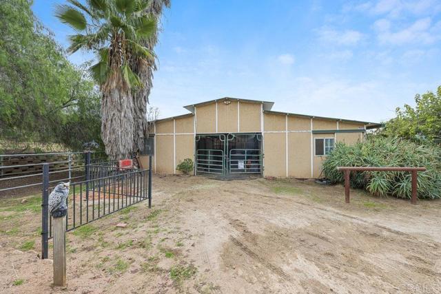 Image 33 of 50 For 32450 Rincado Road
