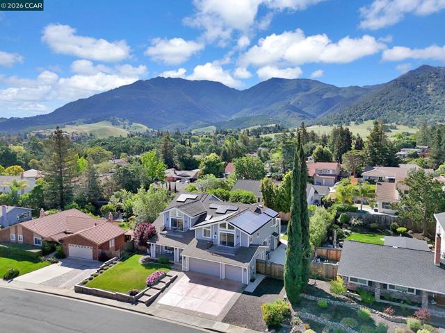 Image 1 of 53 For 367 Mt Washington Way