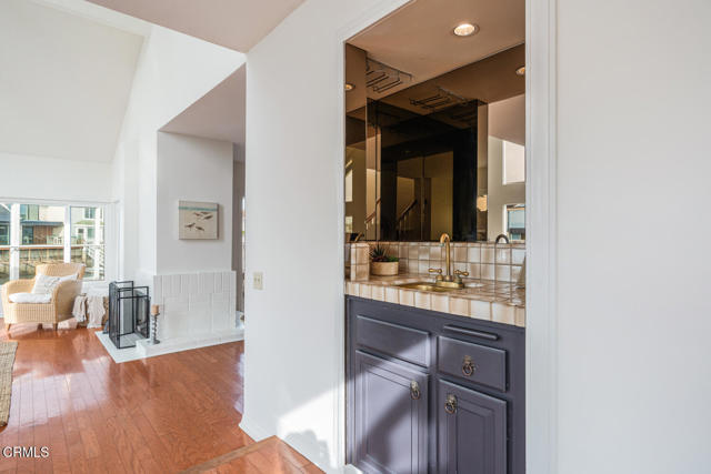 Detail Gallery Image 14 of 50 For 2221 Kingsbridge Ln, Oxnard,  CA 93035 - 3 Beds | 3 Baths