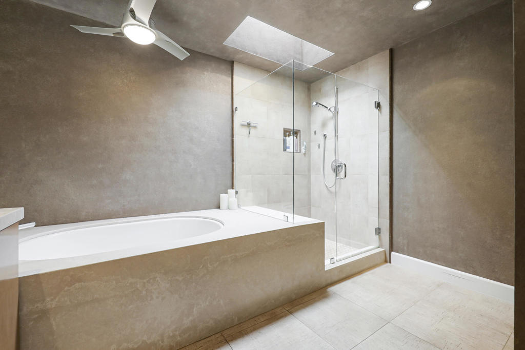 MLS #219135978DA image #14