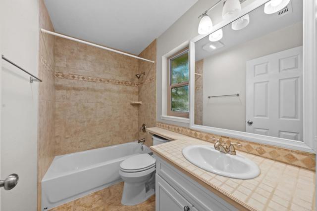Detail Gallery Image 28 of 42 For 6543 Paseo Adelante, Carlsbad,  CA 92009 - 3 Beds | 2/1 Baths