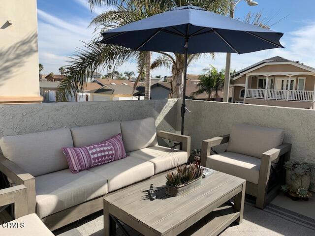 5356 Driftwood Street, Oxnard CA: https://media.crmls.org/mediaz/140bf0b4-c96d-444c-9547-0e67403244c4.jpg