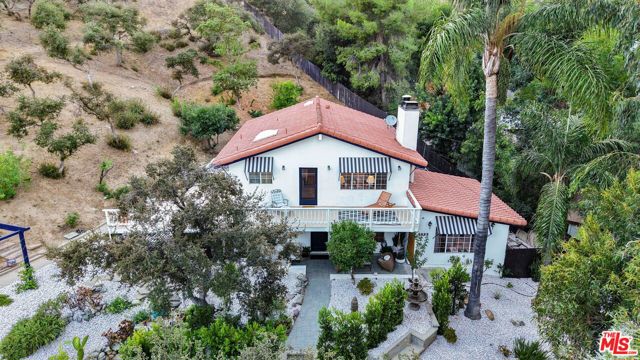 2365 Old Topanga Canyon Road photo 2