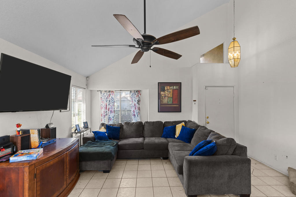 MLS #219138253DA image #10