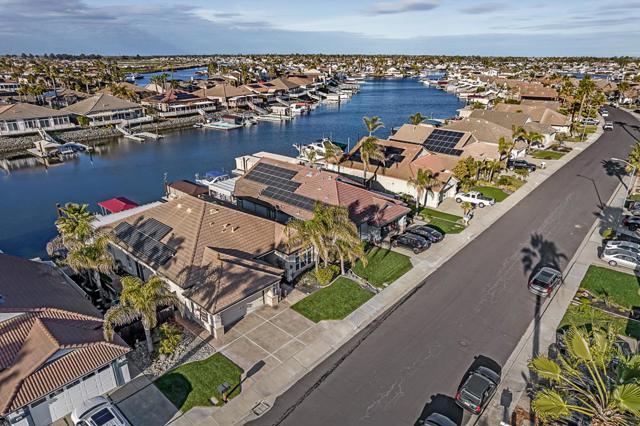 4101 Beacon Place, Discovery Bay CA: https://media.crmls.org/mediaz/140cea27-825e-44fd-a4d6-0987c6ad1ce3.jpg