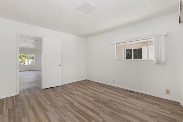 Detail Gallery Image 13 of 38 For 718 Sycamore Ave #193,  Vista,  CA 92083 - 2 Beds | 2 Baths