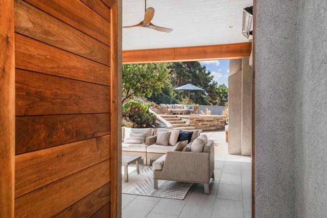 Image 13 of 44 For 923 Merlo Ct
