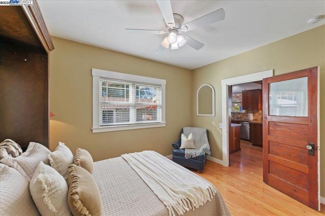 905 S Livermore Ave, Livermore CA: https://media.crmls.org/mediaz/140f62c4-cbb6-4b23-80af-5a63368c1b28.jpg