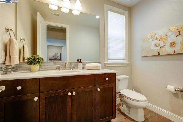 2092 Drysdale St, Danville CA: https://media.crmls.org/mediaz/140f6871-a868-4ed9-9400-9f9092cd71c8.jpg