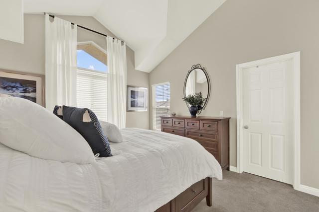 3736 Promontory St, San Diego CA: https://media.crmls.org/mediaz/140f68ce-174e-4602-a703-8aa90d4dd6ec.jpg