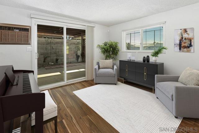 286 Ridgecrest Dr., San Diego CA: https://media.crmls.org/mediaz/140f7e69-975d-426a-9eae-c45c19b7187a.jpg