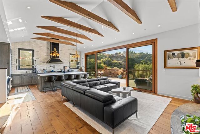 2373 Tuna Canyon Road photo 7