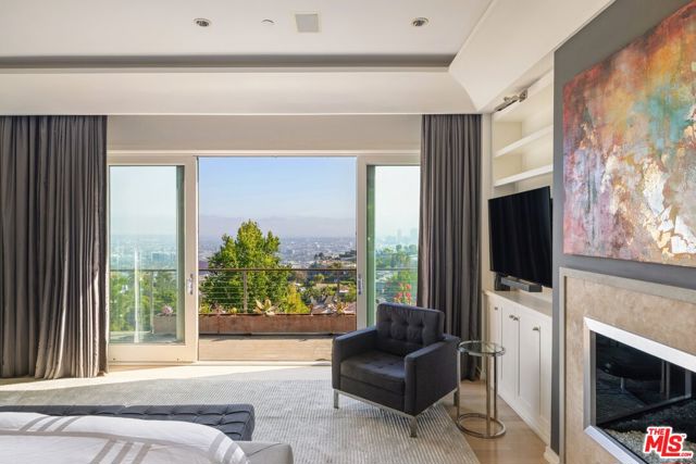 1573 Sunset Plaza Drive, Los Angeles CA: https://media.crmls.org/mediaz/140ff9e4-d32c-4c93-b3ae-3f5a0fcb9f0b.jpg