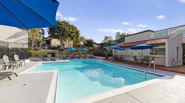 Detail Gallery Image 39 of 43 For 2508 Navarra Dr #424,  Carlsbad,  CA 92009 - 2 Beds | 2/1 Baths