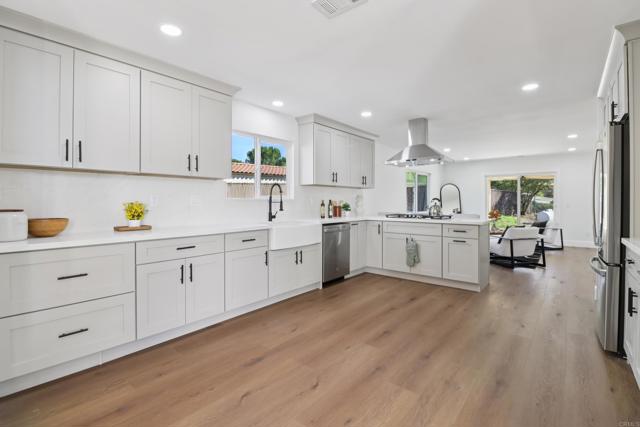 Detail Gallery Image 3 of 47 For 24485 Del Amo Road, Ramona,  CA 92065 - 3 Beds | 2/1 Baths