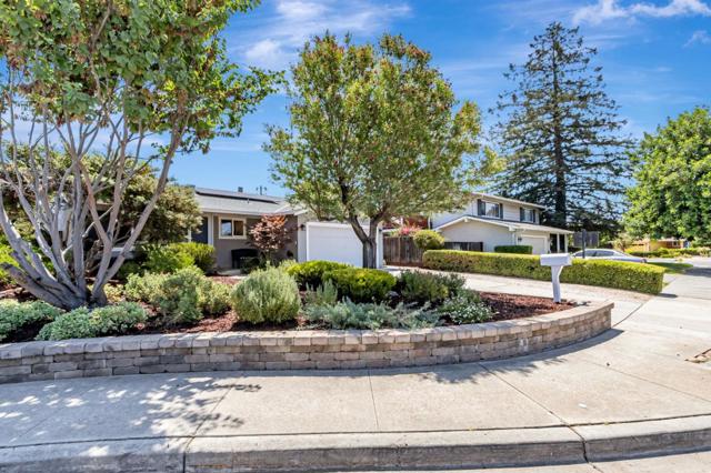 5412 Starcrest Drive, San Jose CA: https://media.crmls.org/mediaz/14139822-490c-475c-a37d-659c82c6c07d.jpg