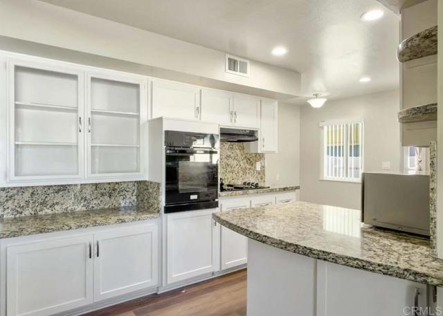 Detail Gallery Image 12 of 16 For 29130 Pebble Beach Dr, Menifee,  CA 92586 - 2 Beds | 2 Baths