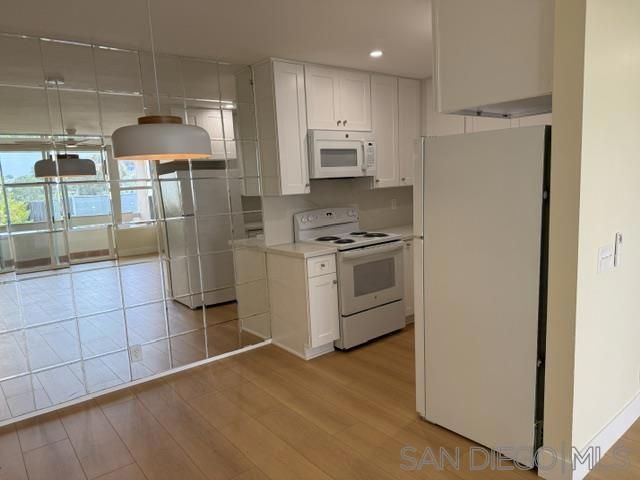 2510 Torrey Pines Rd - photo 2