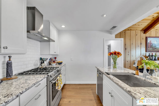 21395 Highway 243, Idyllwild CA: https://media.crmls.org/mediaz/1416beaa-b080-42aa-a7ae-db73a26e844f.jpg