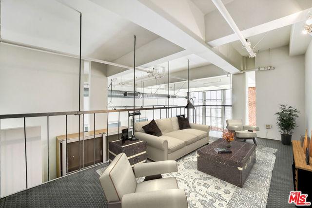 1850 Industrial Street, Los Angeles CA: https://media.crmls.org/mediaz/14184554-ebb9-47fe-86c8-895060bc8911.jpg