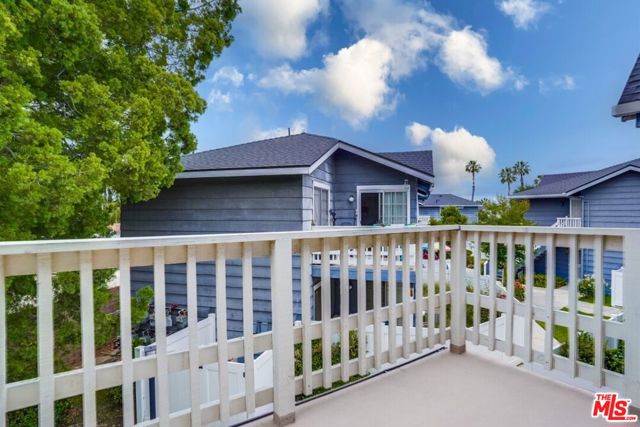8463 De Soto Avenue, 34 photo 8