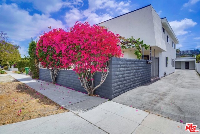 3434 Greensward Rd, Los Angeles, CA 90039