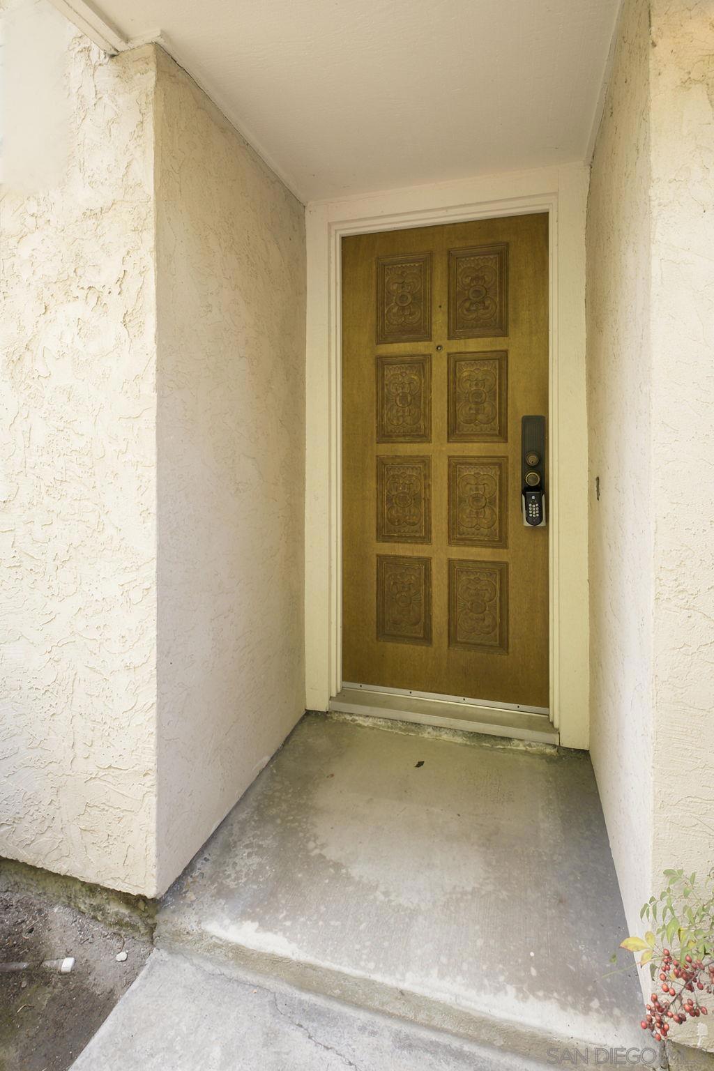 1612 Bridgeview Dr - photo 4