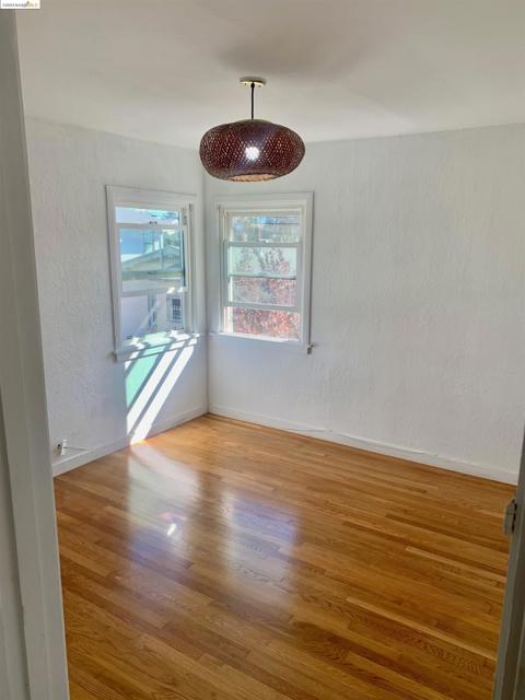 1028 61st St, Oakland CA: https://media.crmls.org/mediaz/141acfe5-5134-4df1-9d01-38963c9801e3.jpg