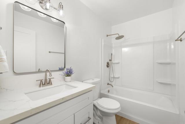 Detail Gallery Image 16 of 22 For 5523 Adobe Falls Rd #3,  San Diego,  CA 92120 - 2 Beds | 2 Baths