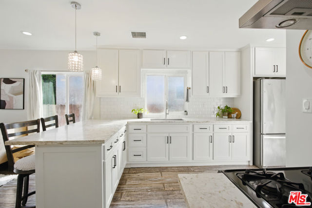 2623 Merced Street, Los Angeles CA: https://media.crmls.org/mediaz/141dbd2d-01d2-4c4c-a5cf-1b6162f07362.jpg