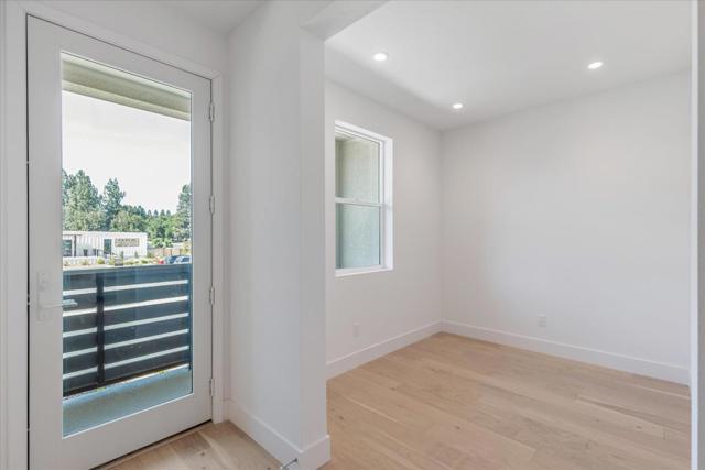 2112 Ivory Terrace, San Ramon CA: https://media.crmls.org/mediaz/141e30f2-8561-4d75-aebf-a0f444920e2f.jpg