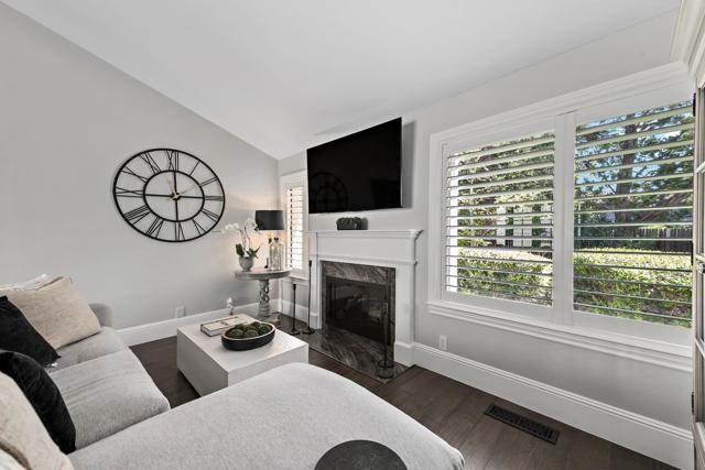 109 Lorain Place, Los Gatos CA: https://media.crmls.org/mediaz/141edfa7-78aa-480a-8eaa-bfc711da03cd.jpg