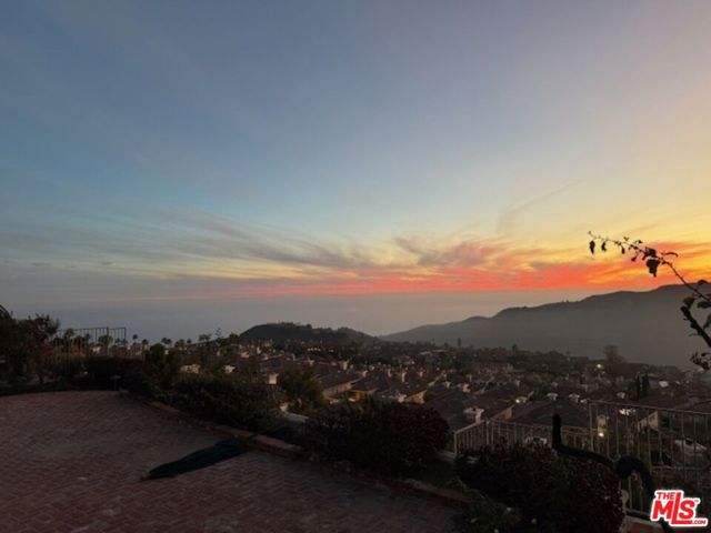 Drew Fenton | 1648 Chastain Pacific Palisades CA | MLS: 7404571 Drew Fenton | 1648 Chastain Pacific Palisades CA | MLS: 7404571