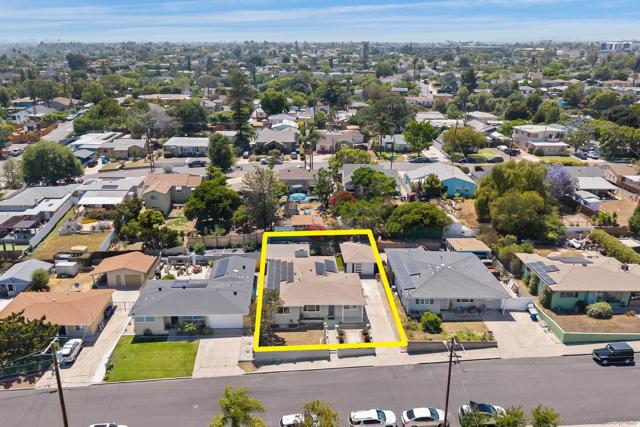 4542 Toni Lane, La Mesa CA: https://media.crmls.org/mediaz/141fc31d-b5d5-461f-bb3f-52de49093f9b.jpg