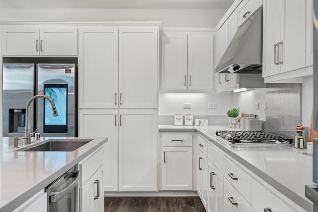 2910 Sanor Place, Santa Clara CA: https://media.crmls.org/mediaz/14203597-e44c-4df9-9de2-ff54383e38b7.jpg