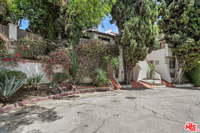 Image 2 for 2121 Whitley Ave, Los Angeles, CA 90068